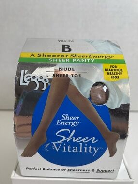 Leggs Sheer Vitality Sheer Panty - Nude, Size B, NIP